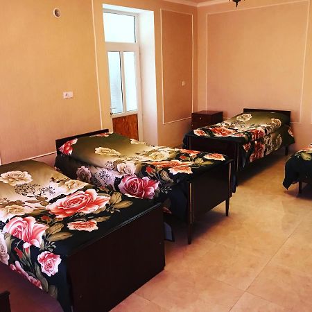 Hayq Guest House Goris Exterior photo